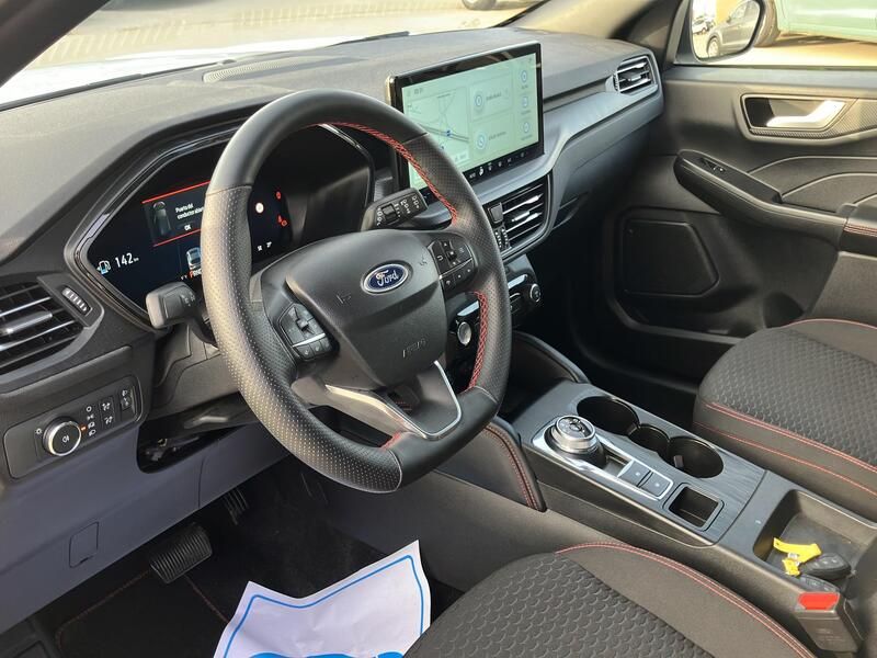 Ford Kuga • 2025 • 6,698 km 9