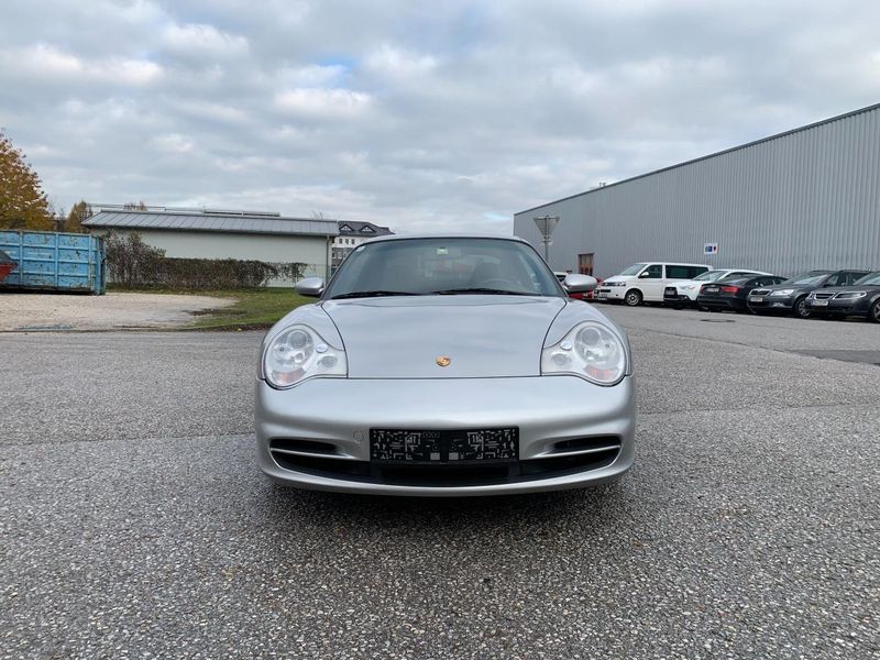 Porsche 911 • 2002 • 163,000 km 5