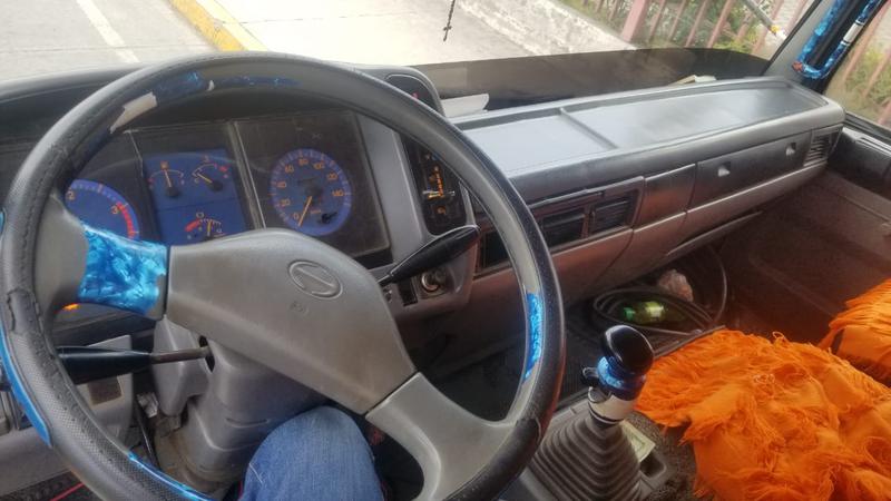 Hino GH 1826 • 2003 • 400,000 km 9