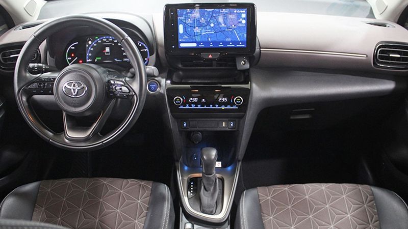 Toyota Yaris • 2022 • 49,095 km 2