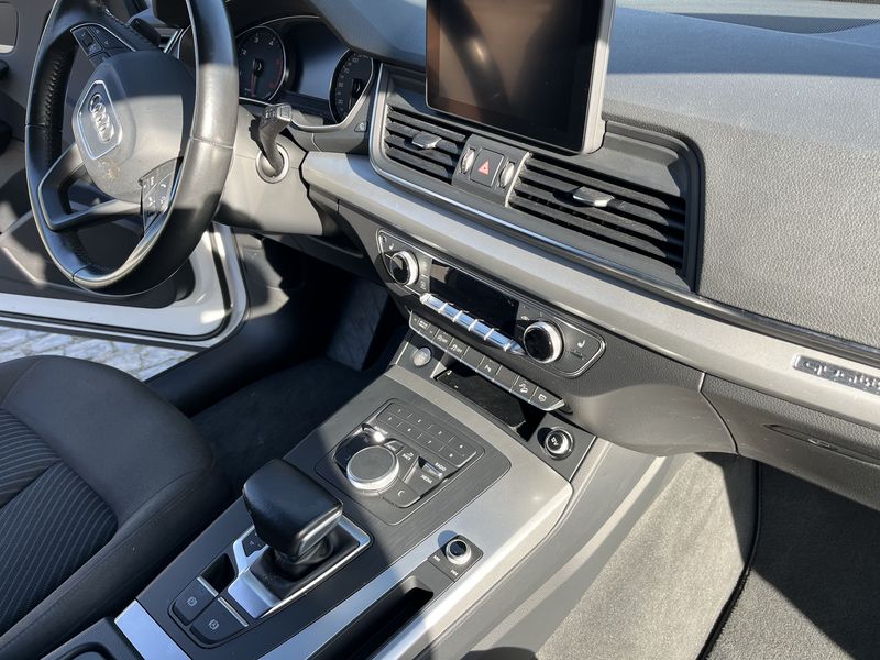 Audi Q5 • 2017 • 50,100 km 12