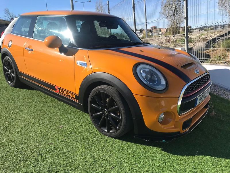 MINI Cooper • 2015 • 90,000 km 2