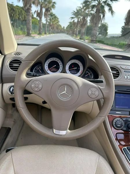 Mercedes-Benz SL-Class • 2009 • 48,000 km 6