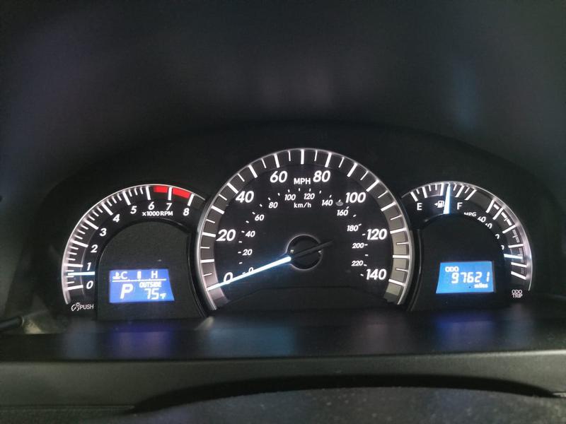 Toyota Camry • 2012 • 97,000 km 3