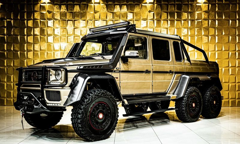 Mercedes-Benz G-Class • 2022 • 200 km 4