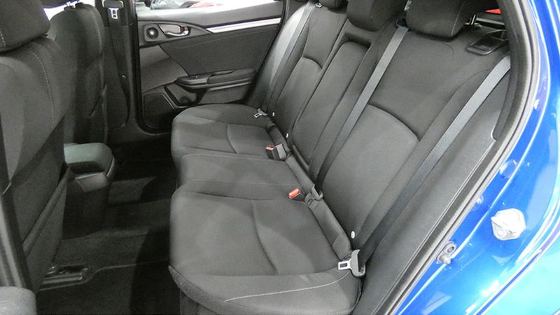 Honda Civic • 2019 • 61,874 km 5