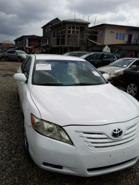 Toyota Camry • 2009 • 250 km 2