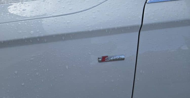 Audi A4 • 2010 • 180,000 km 2