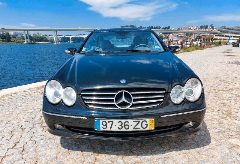 Mercedes-Benz CLK-Class • 2003 • 199,999 km 1