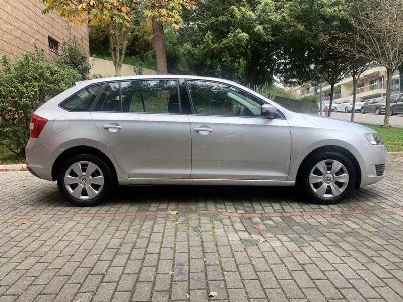Škoda Rapid Spaceback • 2016 • 72,060 km 2