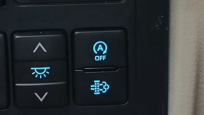 Toyota Land Cruiser • 2022 • 116,987 km 9