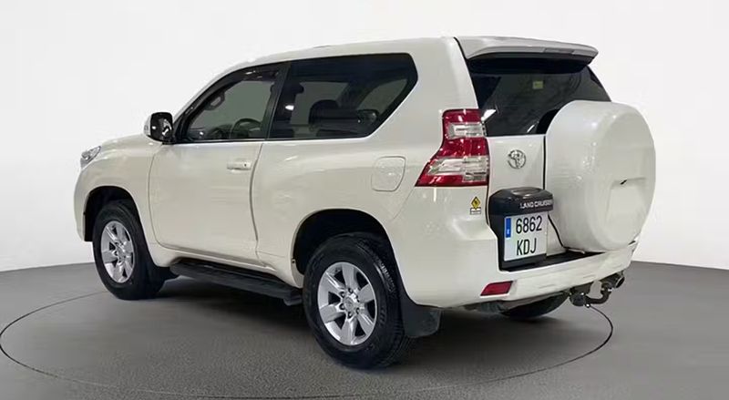 Toyota Land Cruiser • 2017 • 74,991 km 6