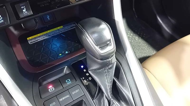 Toyota RAV4 Hybrid • 2020 • 10,501 km 3