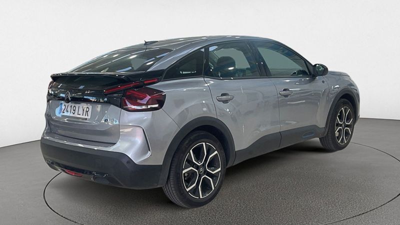 Citroën C4 • 2022 • 8,600 km 2