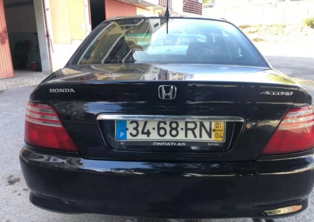 Honda Accord • 2001 • 205,000 km 2