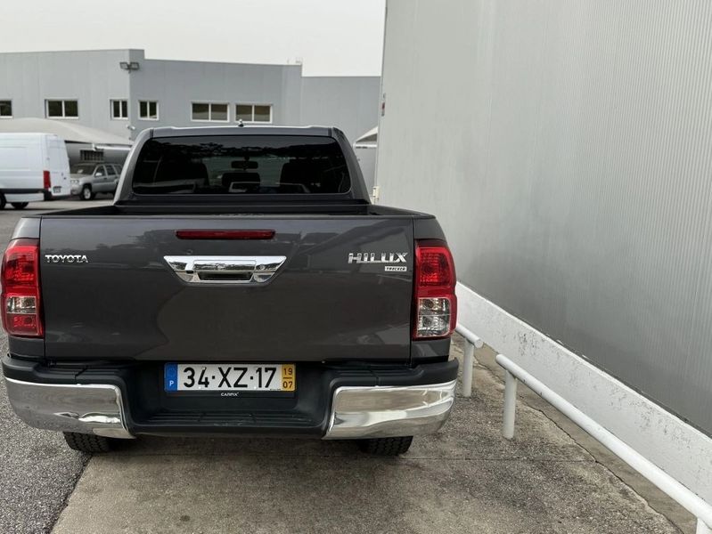 Toyota Hilux • 2019 • 201,000 km 4