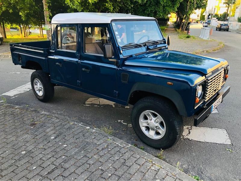 Land Rover Defender • 2001 • 157,000 km 1