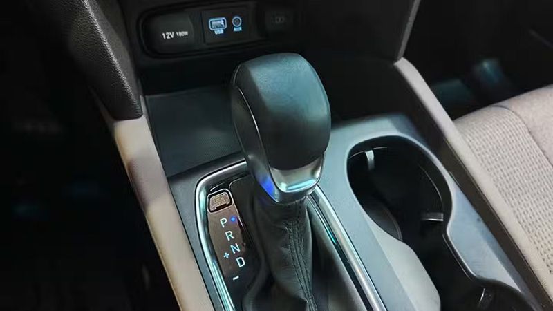 Hyundai Santa Fe • 2019 • 70,118 km 2