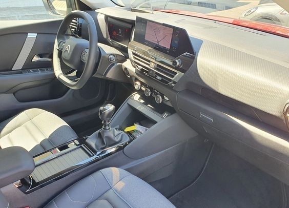 Citroën C4 • 2022 • 1,400 km 15
