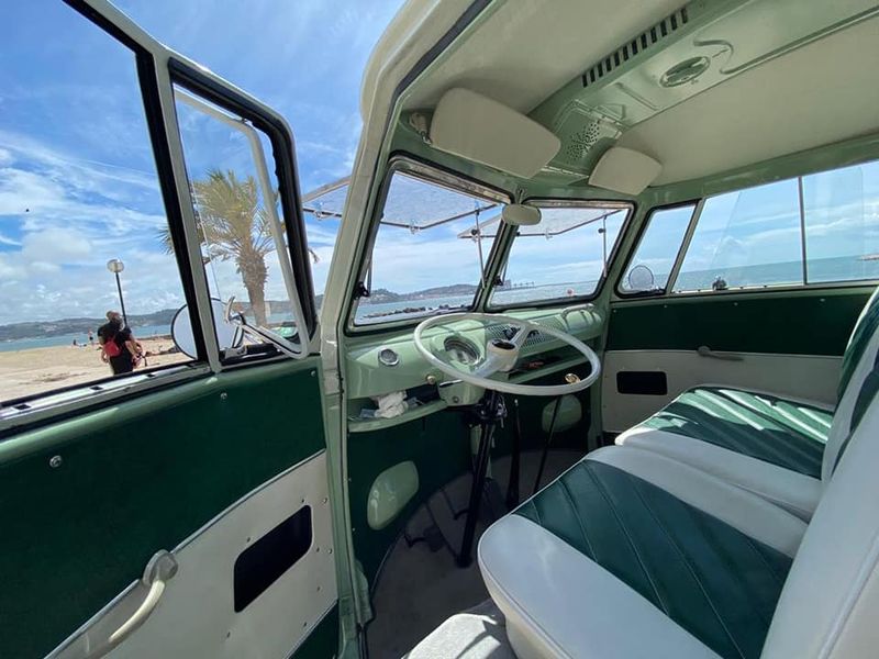 Volkswagen T4 Caravelle • 1968 • 20,000 km 4