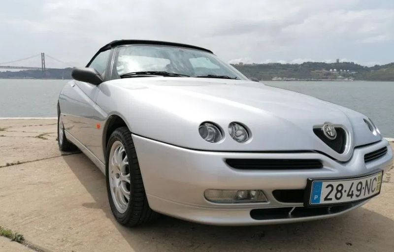 Alfa Romeo Spider • 1999 • 41,000 km 1