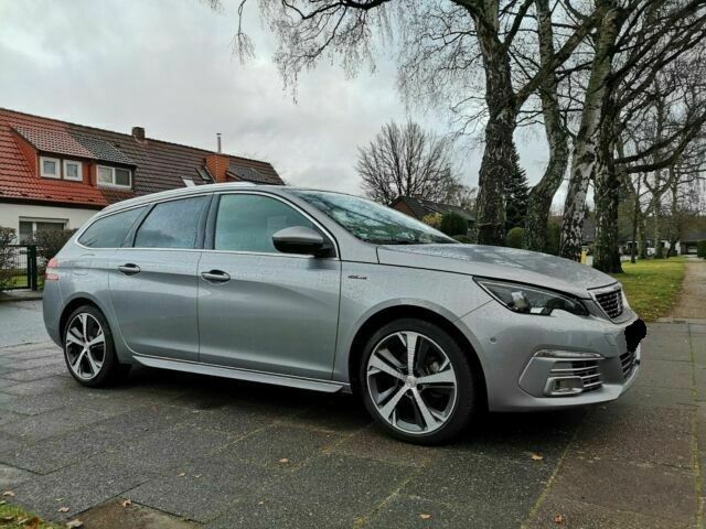 Peugeot 308 SW • 2019 • 84,600 km 1