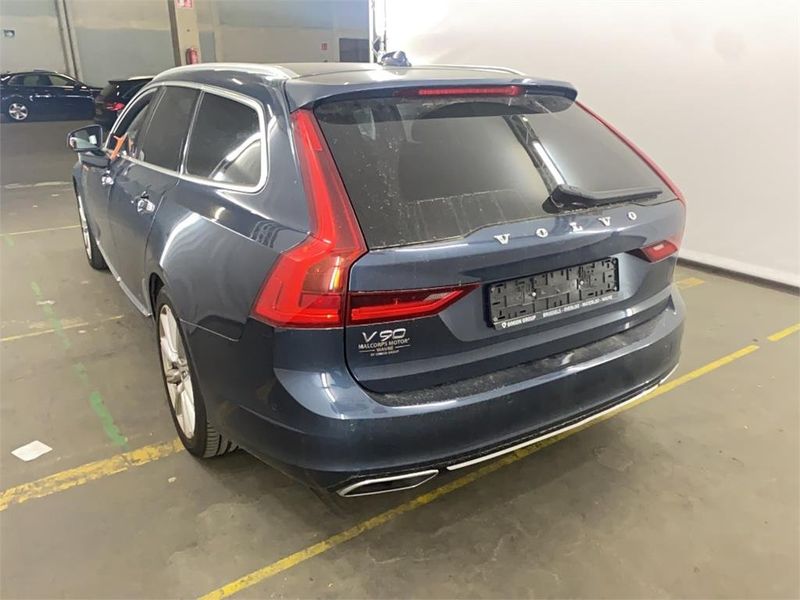 Volvo V90 • 2019 • 75,000 km 8