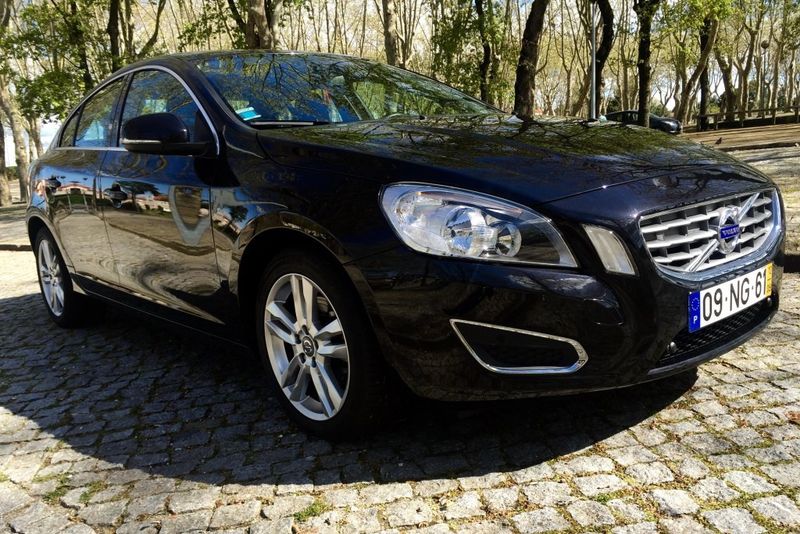 Volvo S60 • 2012 • 27,000 km 1