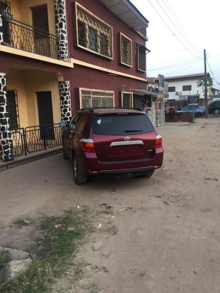 Toyota Highlander • 2010 • 75,000 km 2