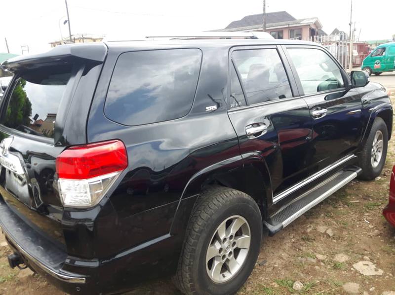 Toyota 4-Runner • 2010 • 78,990 km 9