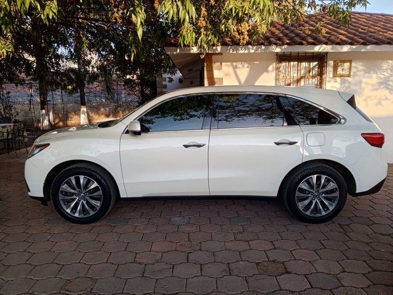 Acura MDX • 2016 • 140,000 km 2