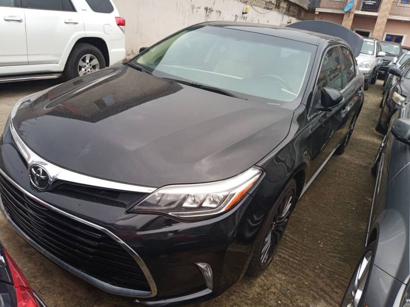 Toyota Avalon • 2016 • 32 km 1