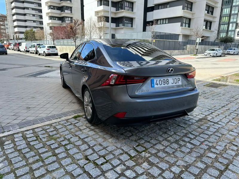 Lexus IS • 2015 • 139,000 km 2