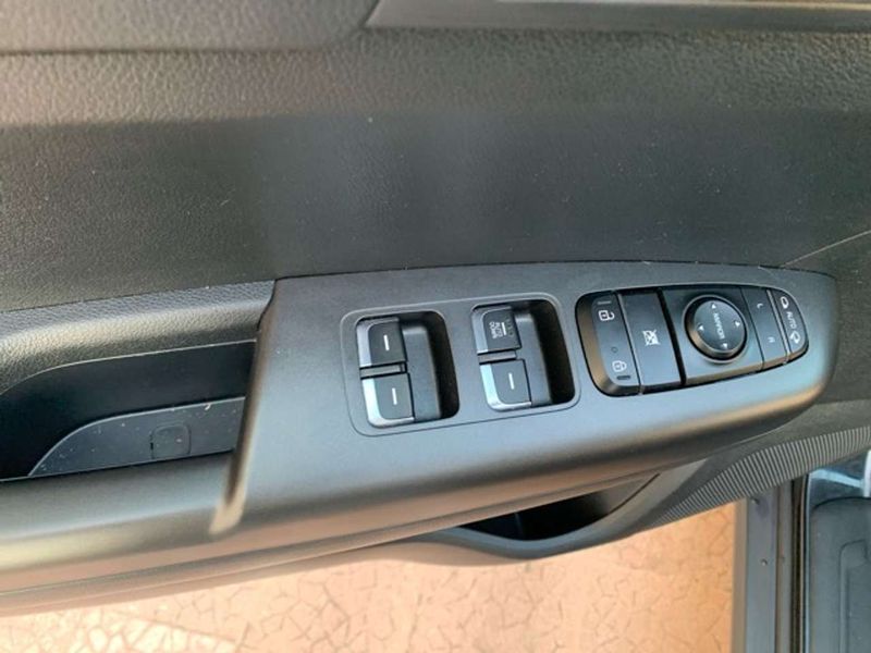 Kia Sportage • 2017 • 133,000 km 11