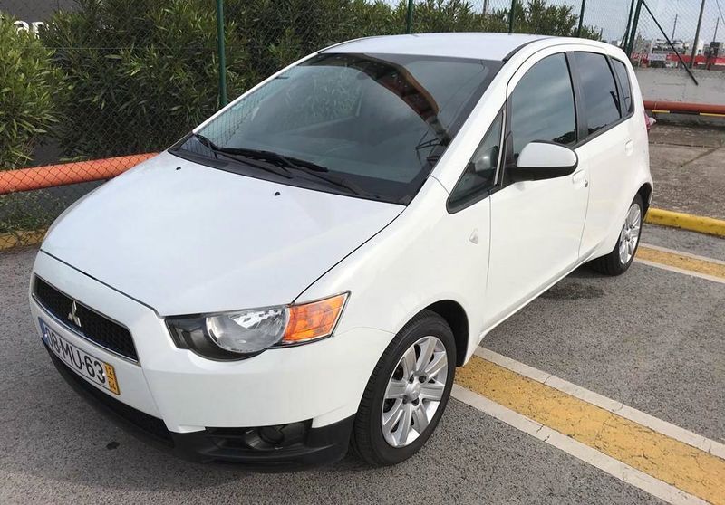 Mitsubishi Colt • 2012 • 90,000 km 3
