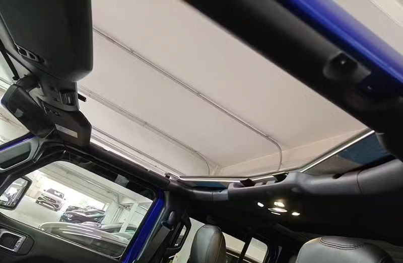 Jeep Wrangler • 2021 • 43,599 km 9