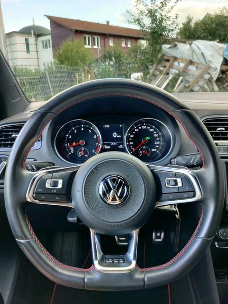 Volkswagen Polo • 2017 • 67,000 km 12