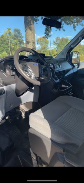 Ford Transit Cargo Van • 2016 • 280,000 km 5