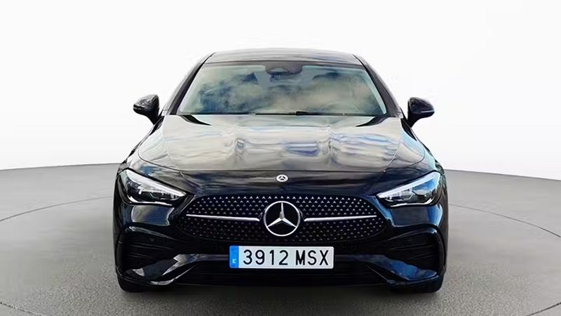 Mercedes-Benz C • 2024 • 2,566 km 1