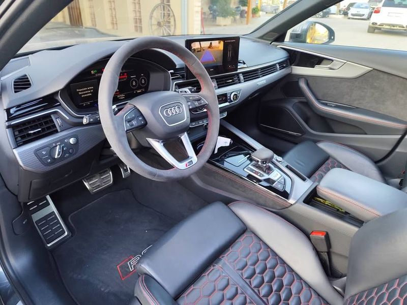 Audi RS 4 • 2022 • 54,000 km 5