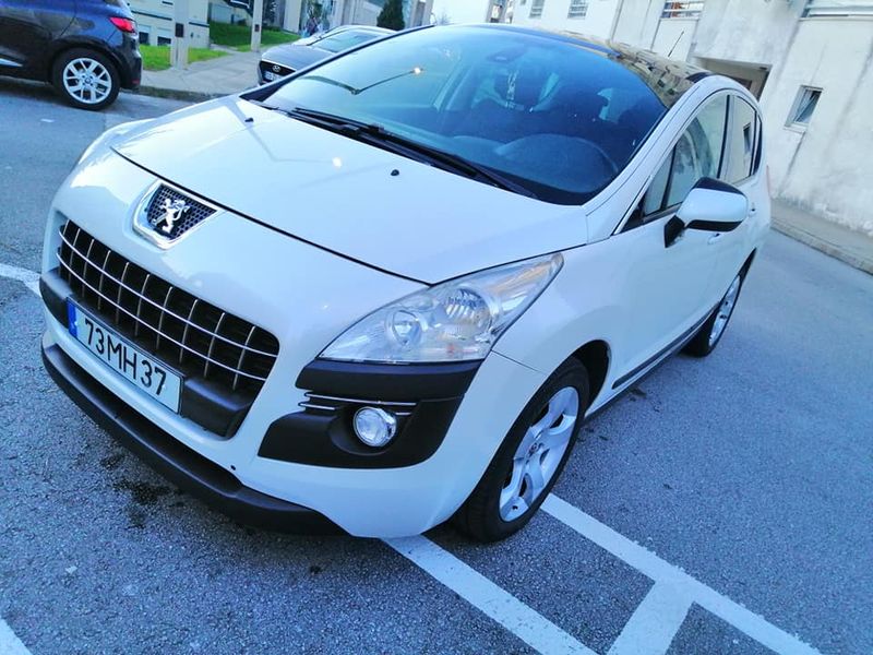 Peugeot 3008 • 2011 • 246,000 km 1