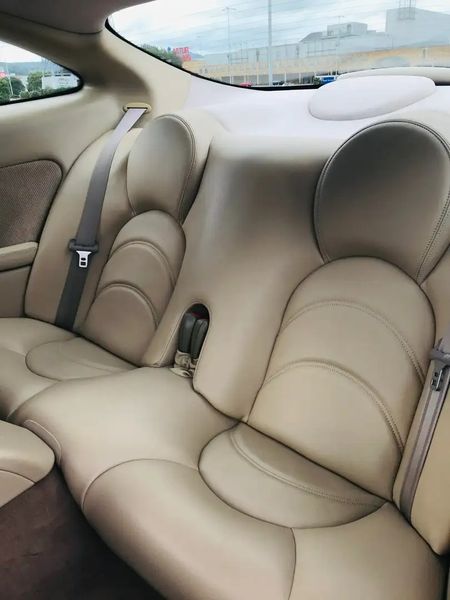 Jaguar XKR • 2004 • 143,000 km 3