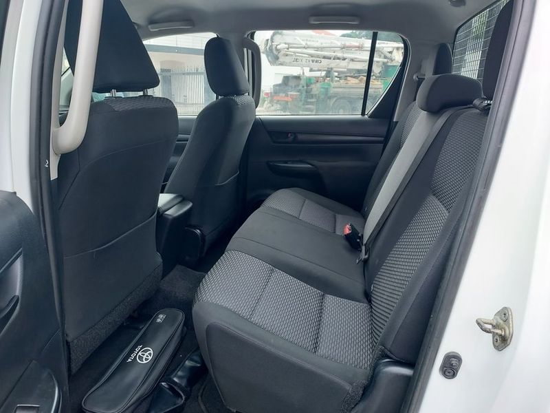 Toyota Hilux • 2019 • 14,000 km 4