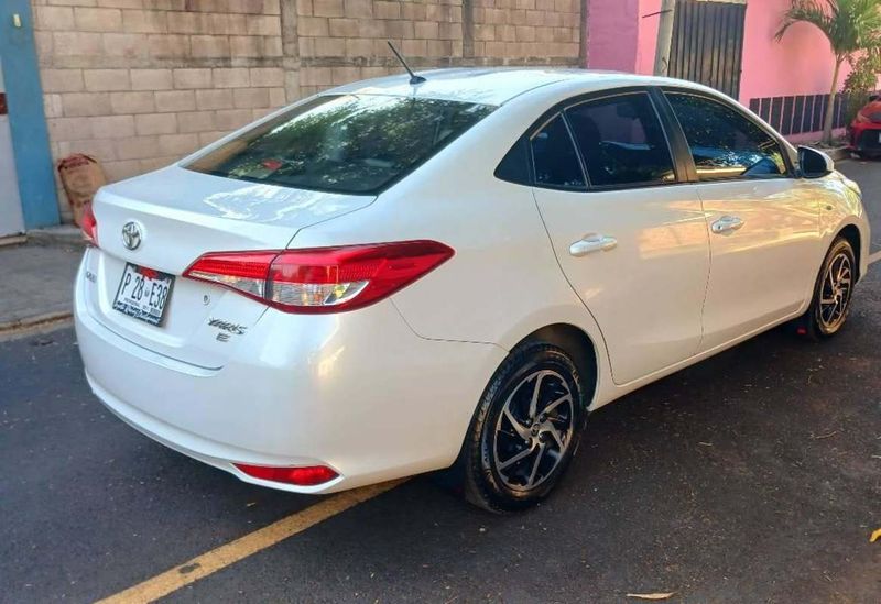 Toyota Yaris • 2023 • 55,000 km 4