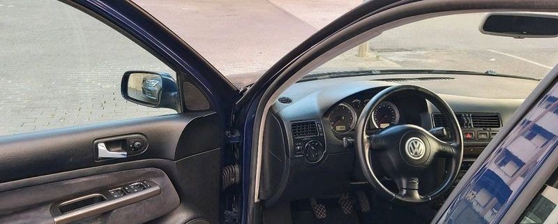 Volkswagen Bora • 2007 • 149,999 km 9