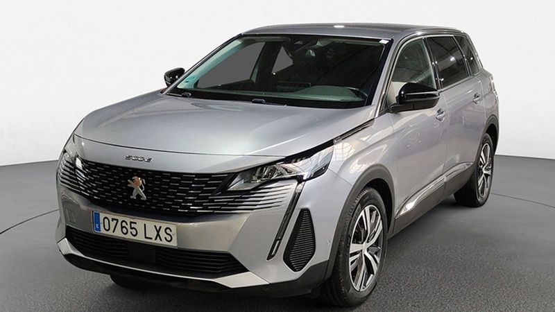 Peugeot 5008 • 2022 • 47,143 km 1