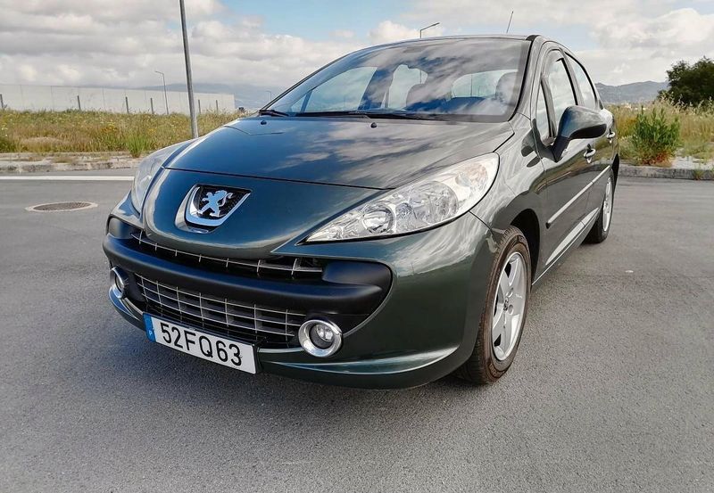 Peugeot 207 • 2008 • 99,999 km 8
