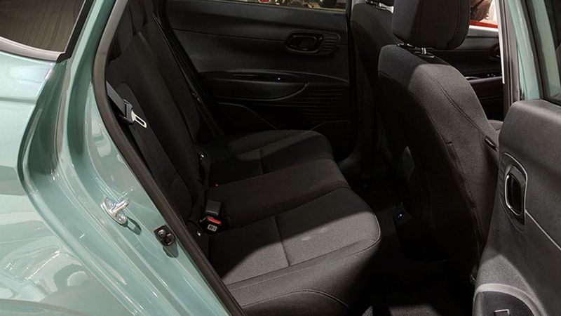 Hyundai i20 • 2024 • 12,925 km 7