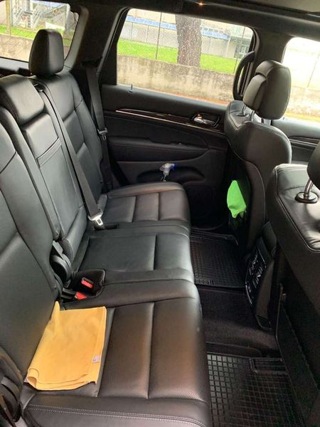 Jeep Grand Cherokee • 2019 • 142,000 km 4