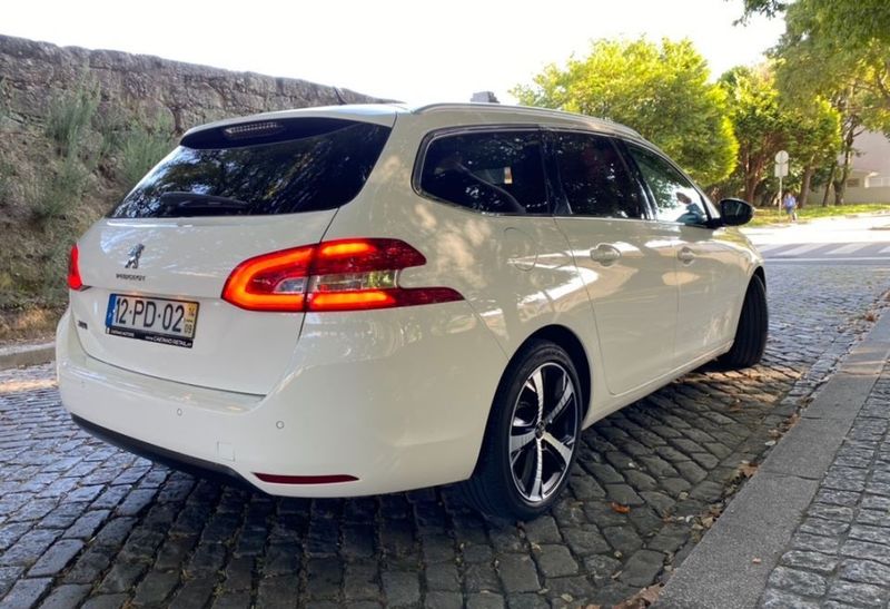 Peugeot 308 • 2014 • 147,172 km 2